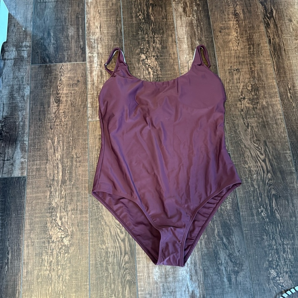 One piece bathing suit